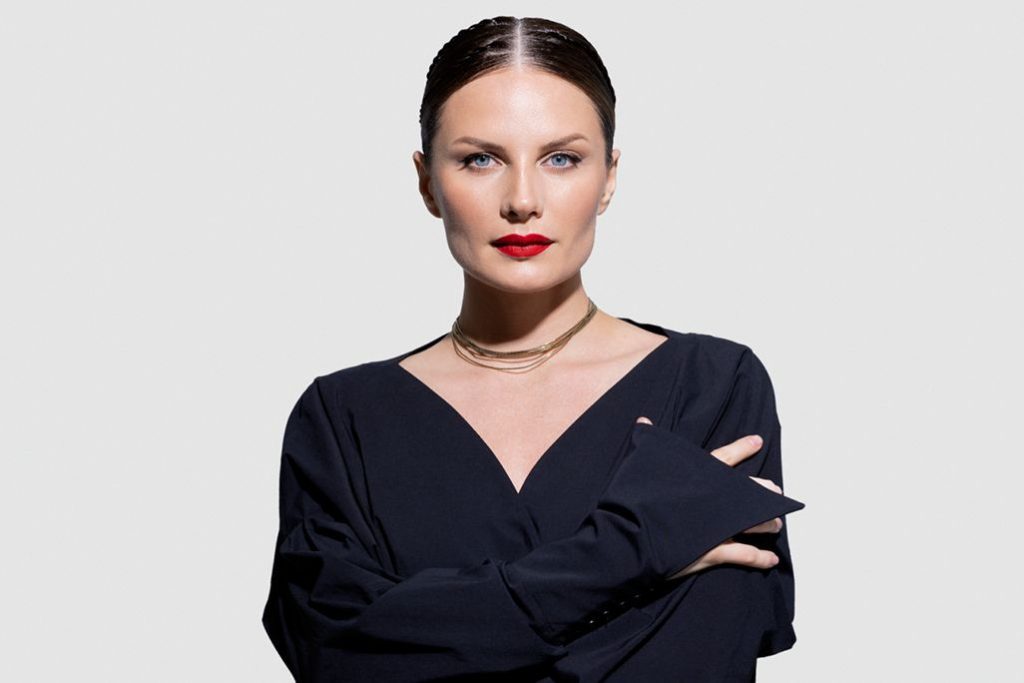 Ева ВЛАСОВА